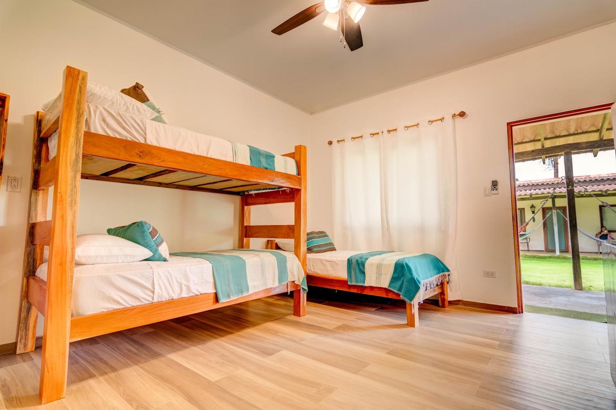 Beach Break Hotel & Surf Camp De Playa Venao Εξωτερικό φωτογραφία